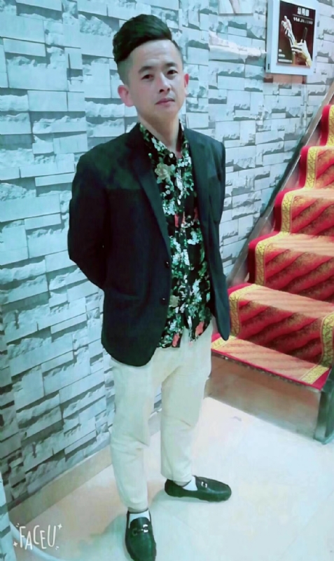 男人三十而立的第一张照片--鞍山相亲服务中心