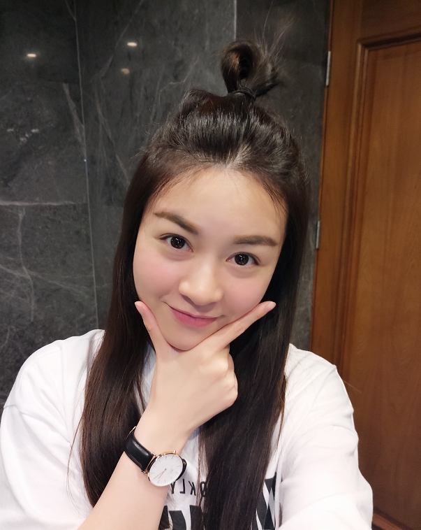 苹果味的第一张照片--鞍山相亲服务中心