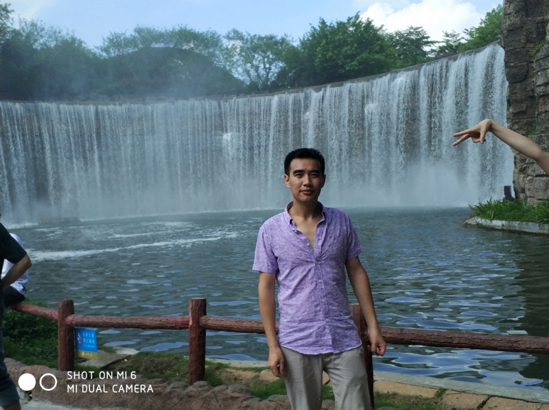 追梦人的第一张照片--鞍山相亲服务中心