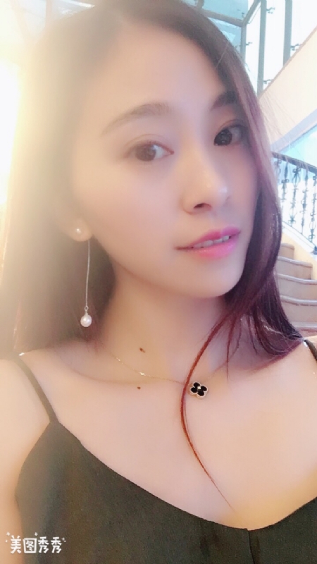 隨風的云的第一张照片--鞍山相亲服务中心