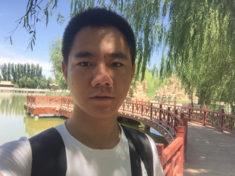 一见倾心的第一张照片--鞍山相亲服务中心