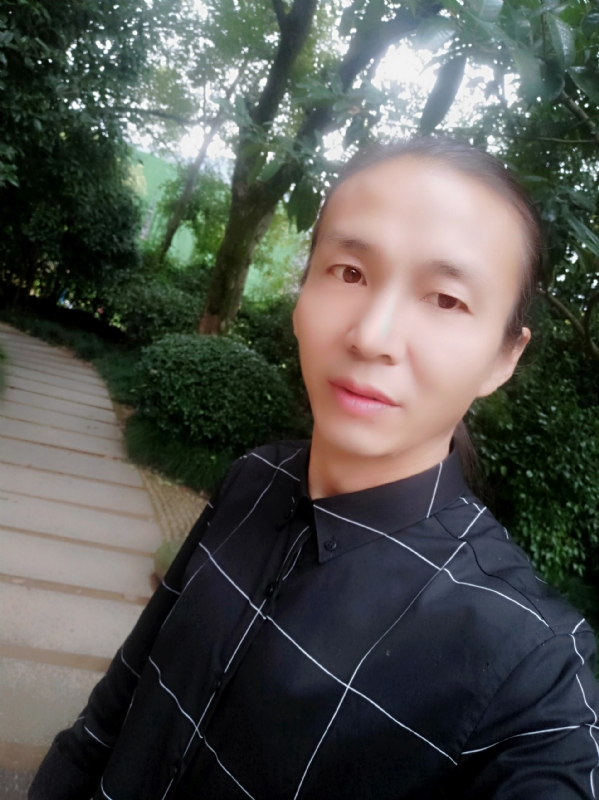 北方的狼的第一张照片--鞍山相亲服务中心