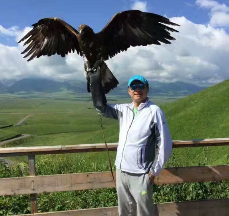 怀抱清风的第一张照片--鞍山相亲服务中心