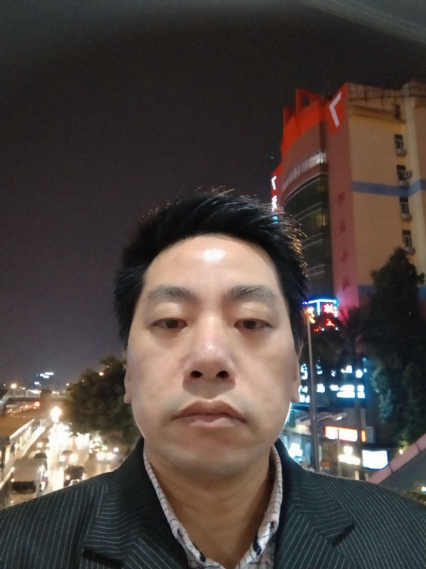 寻找真爱的第一张照片--鞍山相亲服务中心