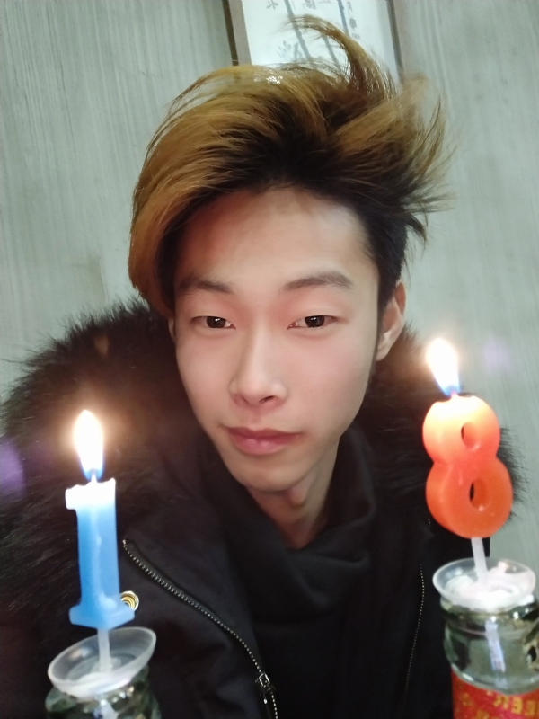 渣男的第一张照片--鞍山相亲服务中心