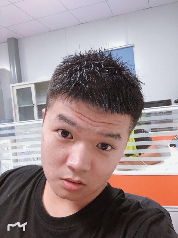 不忘初心的第一张照片--鞍山相亲服务中心