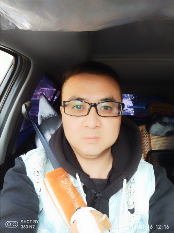 香烟最懂男人心的第一张照片--鞍山相亲服务中心