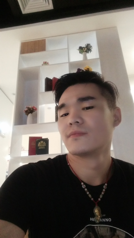 涵博随缘的第一张照片--鞍山相亲服务中心