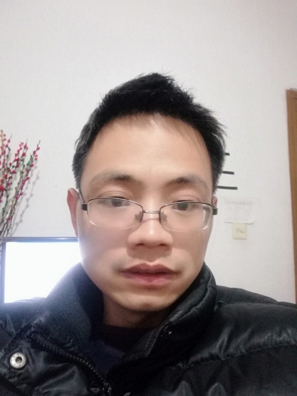 明月天涯的第一张照片--鞍山相亲服务中心