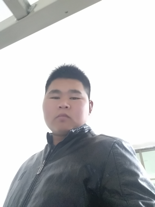 小哥的第一张照片--鞍山相亲服务中心