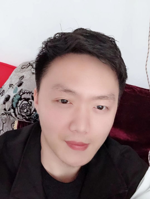 执迷的鲸鱼的第一张照片--鞍山相亲服务中心