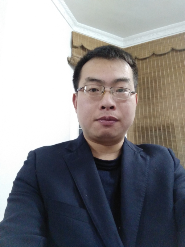 简单爱的第一张照片--鞍山相亲服务中心