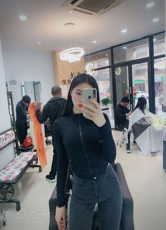 婷婷的第四张照片--鞍山相亲服务中心