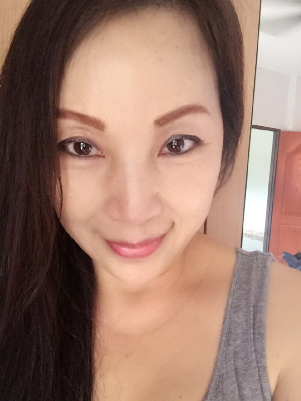 ying的第一张照片--鞍山相亲服务中心