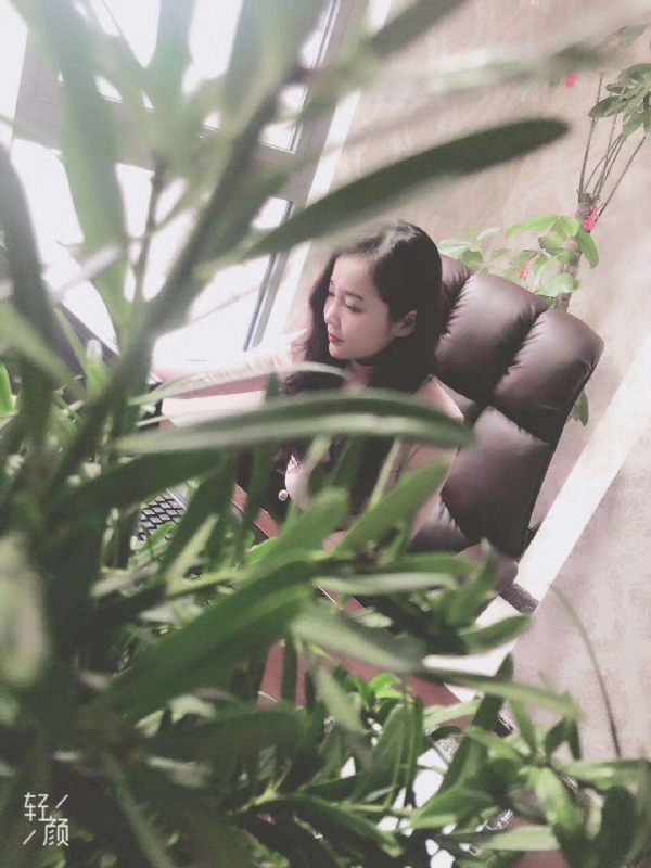 时光浅夏的第二张照片--鞍山相亲服务中心