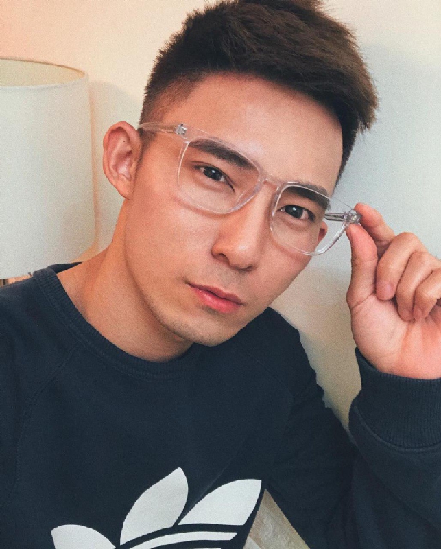 小伟的第一张照片--鞍山相亲服务中心