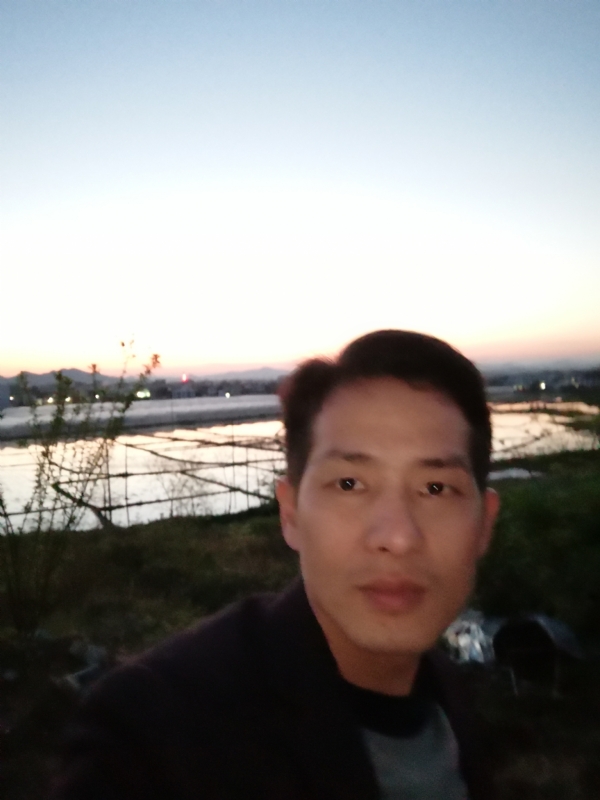 不忘初心的第一张照片--鞍山相亲服务中心