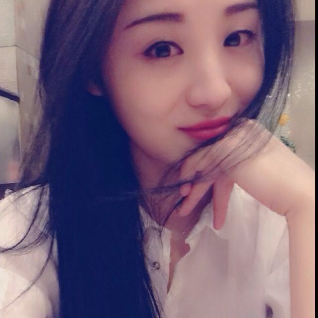 在水一方的第一张照片--鞍山相亲服务中心