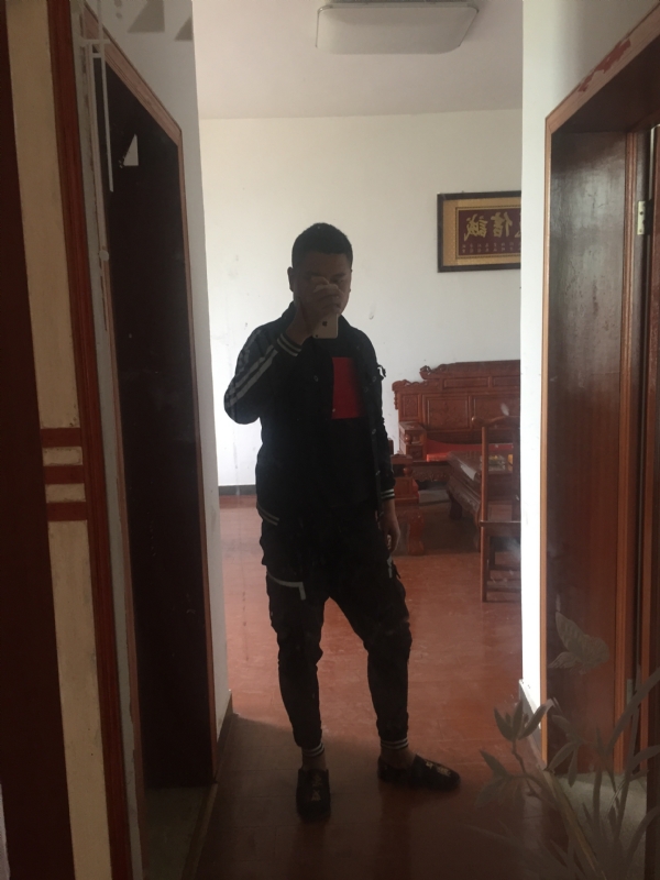 MC无所畏惧的第一张照片--鞍山相亲服务中心