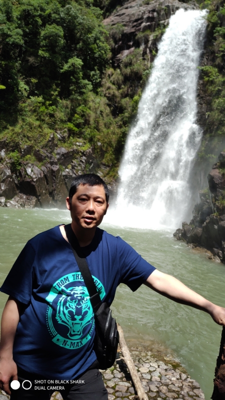 石头的第一张照片--鞍山相亲服务中心