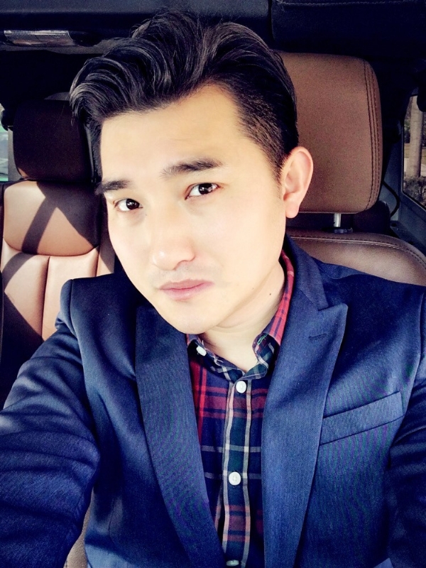 奋斗的第三张照片--鞍山相亲服务中心