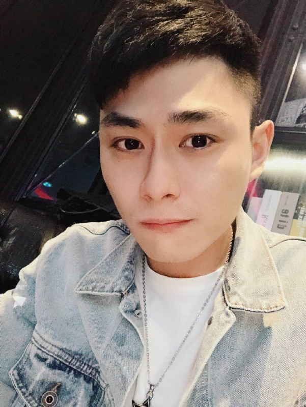 浩浩的第一张照片--鞍山相亲服务中心