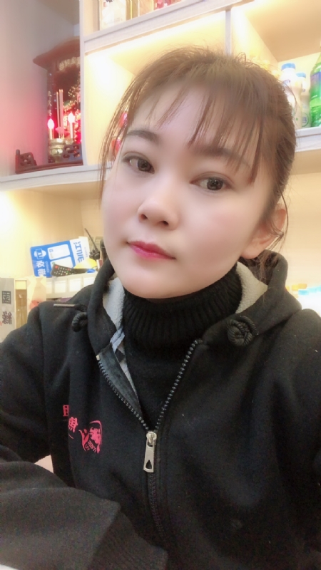 泡沫的第一张照片--鞍山相亲服务中心