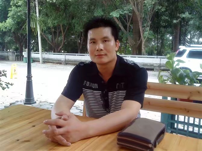 贴身爱人的第一张照片--鞍山相亲服务中心