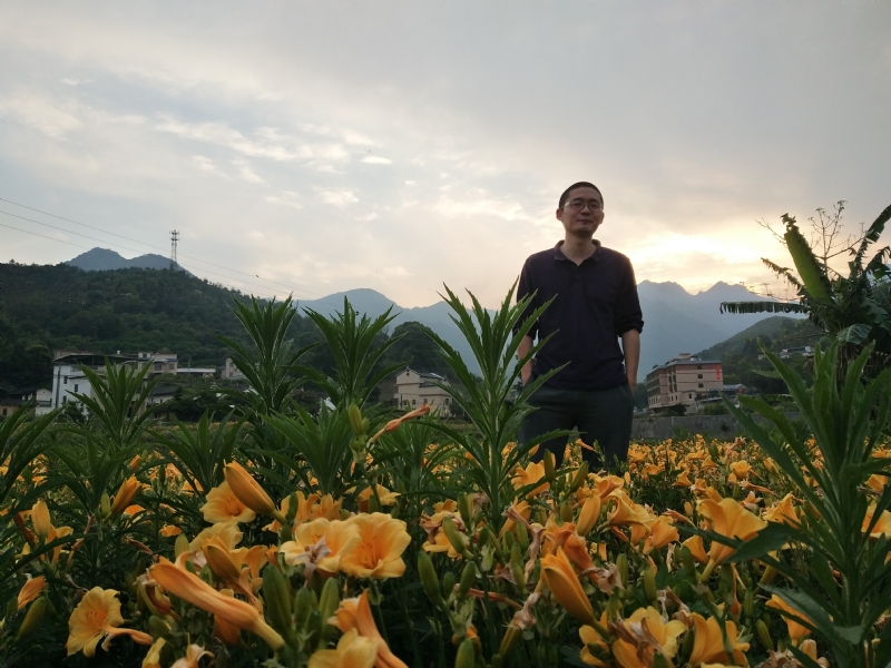 黄晓东的第一张照片--鞍山相亲服务中心