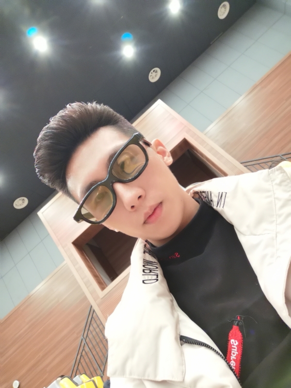 少年已不在年少的第一张照片--鞍山相亲服务中心