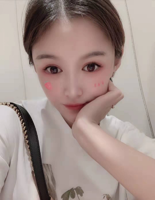 fei菲儿的第一张照片--鞍山相亲服务中心