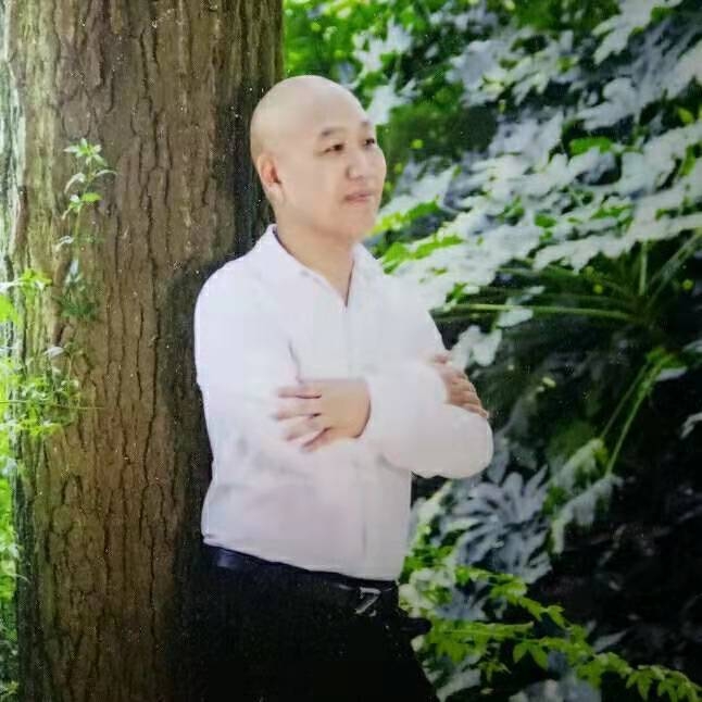 郑鑫牵手的第一张照片--鞍山相亲服务中心