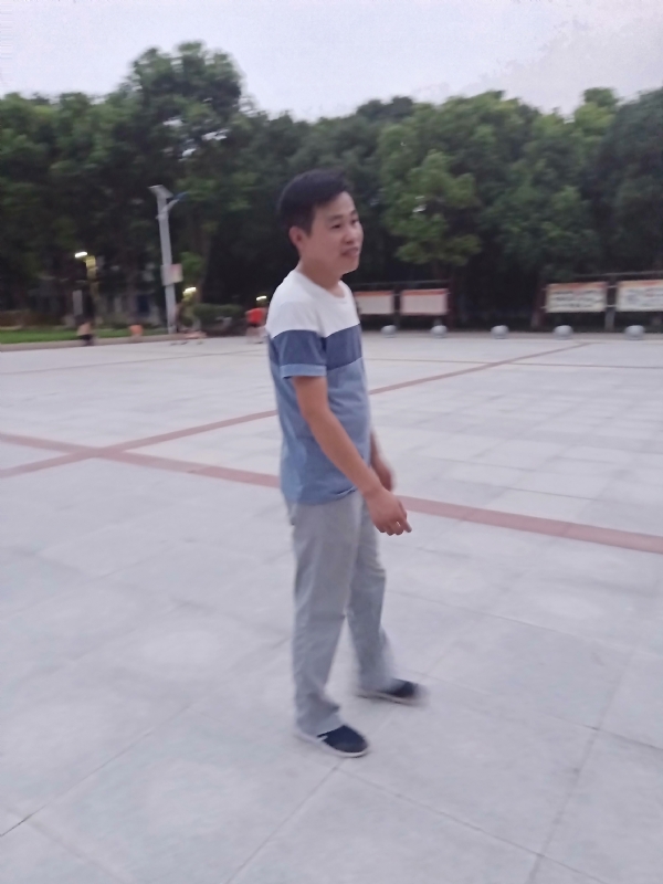 一笑的第一张照片--鞍山相亲服务中心