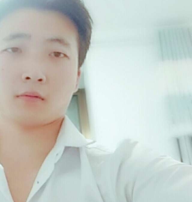 华英雄的第一张照片--鞍山相亲服务中心