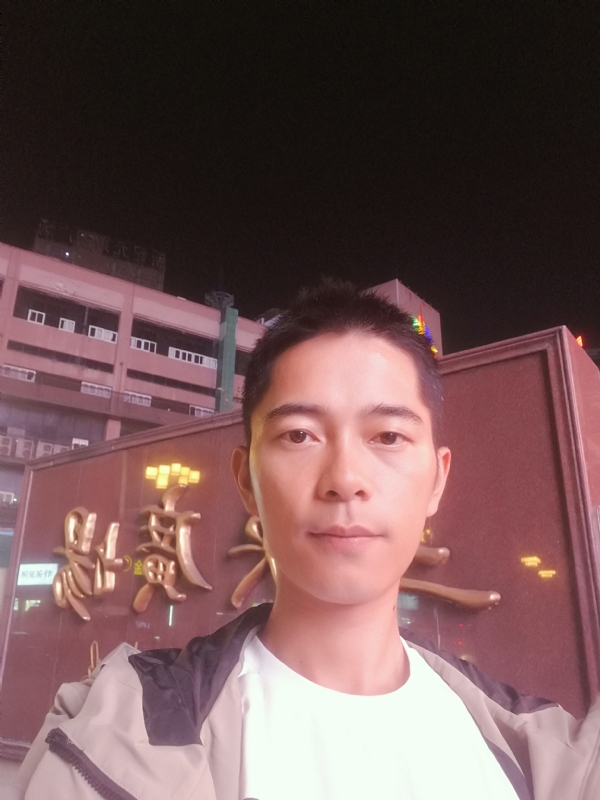 重庆小林的第一张照片--鞍山相亲服务中心