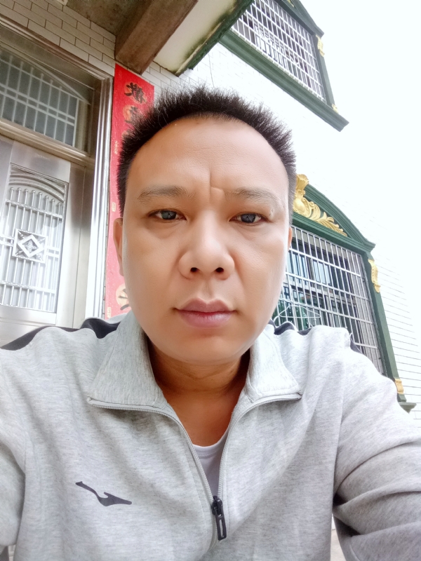 随缘的第一张照片--鞍山相亲服务中心