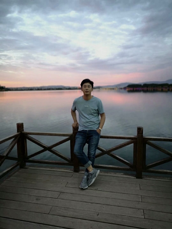 喂南墙我要撞你了的第一张照片--鞍山相亲服务中心