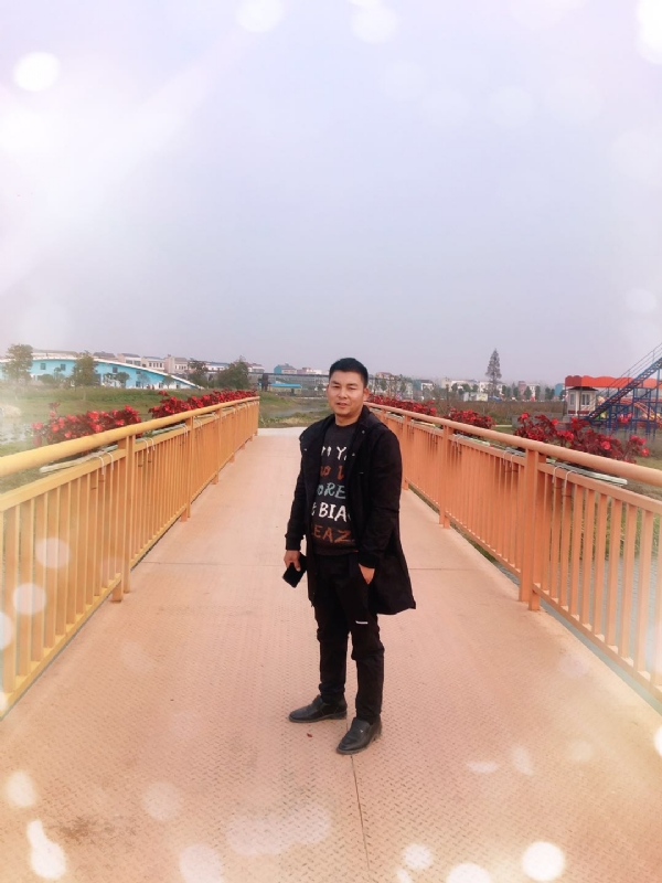 清风的第二张照片--鞍山相亲服务中心