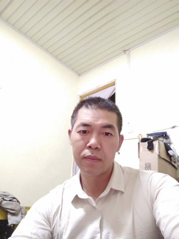 为伊消得人憔悴的第一张照片--鞍山相亲服务中心