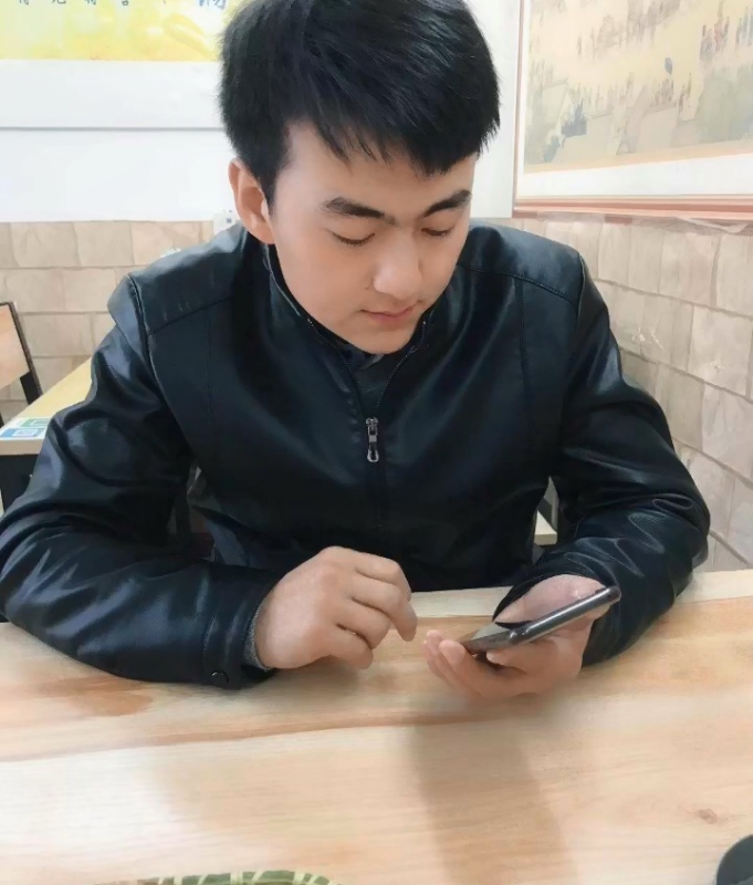 凯哥大魔王的第一张照片--鞍山相亲服务中心