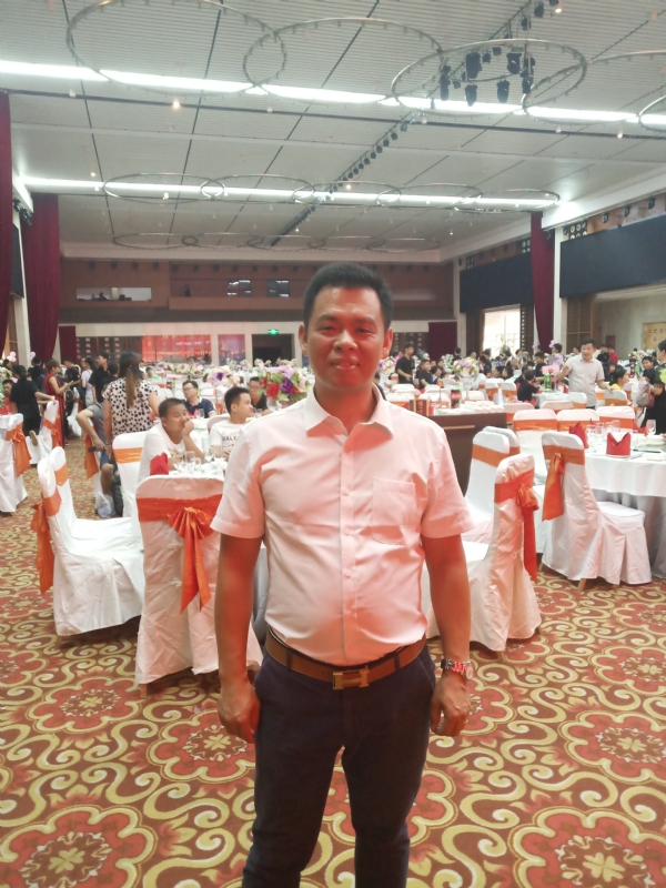 五月酷猪的第一张照片--鞍山相亲服务中心