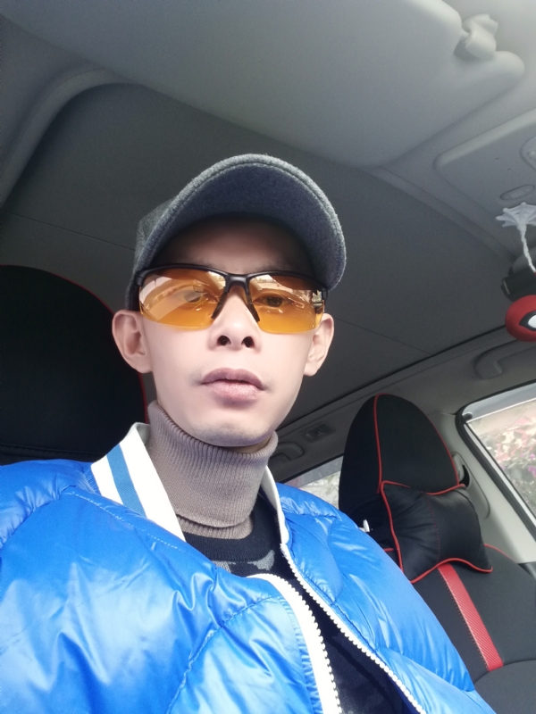 愿得一人心的第一张照片--鞍山相亲服务中心