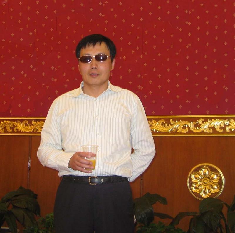 威胜的第二张照片--鞍山相亲服务中心