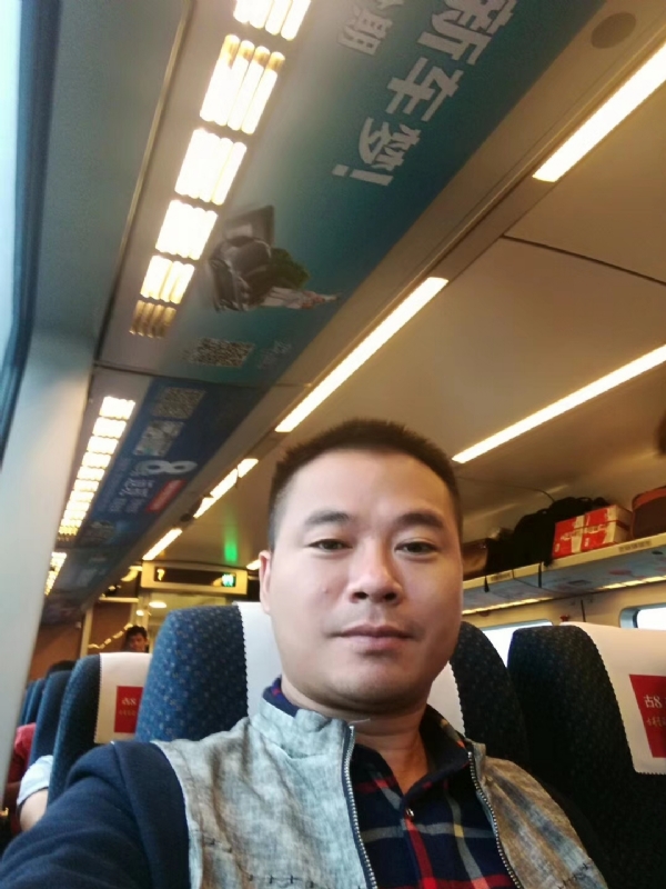 等爱的人的第一张照片--鞍山相亲服务中心