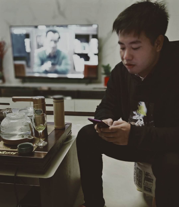 嗯今年能脱单吗的第一张照片--鞍山相亲服务中心