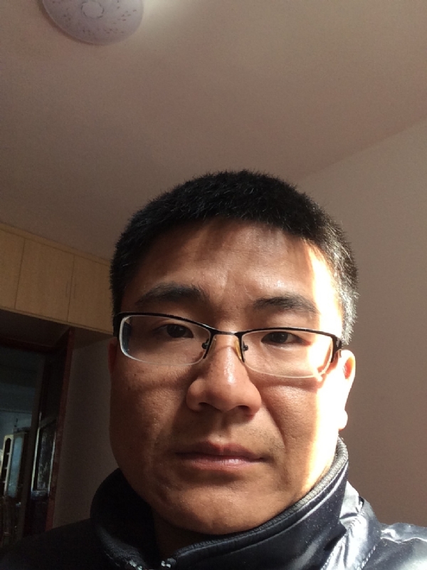 余浩浩的第一张照片--鞍山相亲服务中心