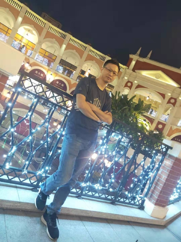 落单恋人的第一张照片--鞍山相亲服务中心