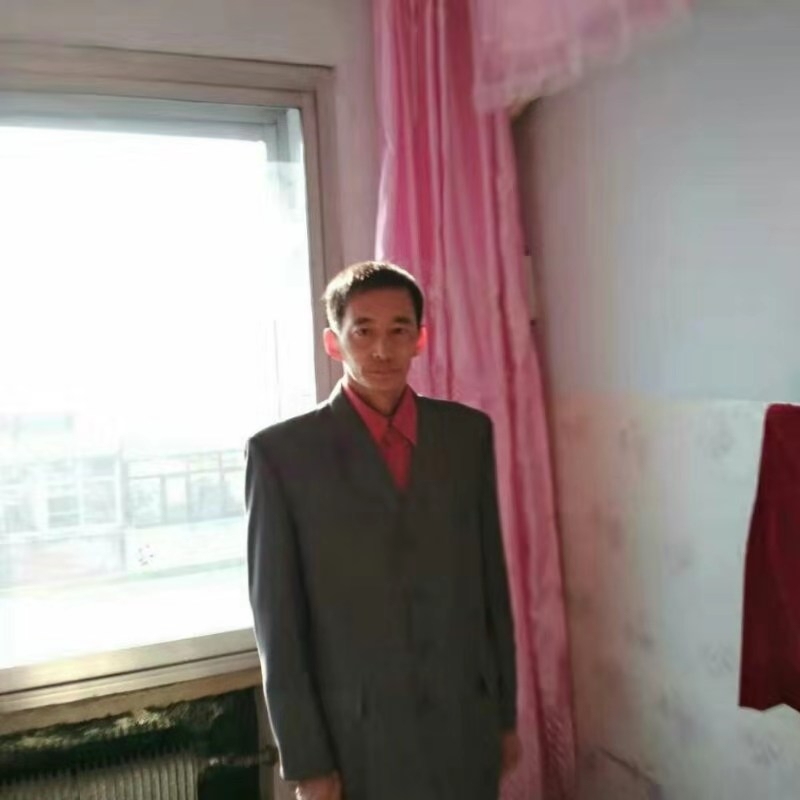 阳光明媚的第一张照片--鞍山相亲服务中心