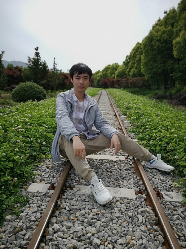 HCL的第一张照片--鞍山相亲服务中心