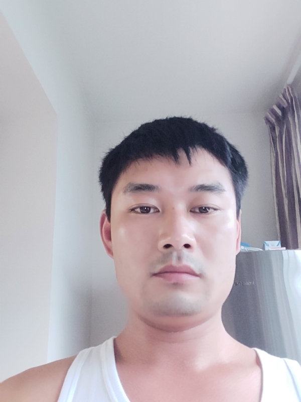 MM的第一张照片--鞍山相亲服务中心